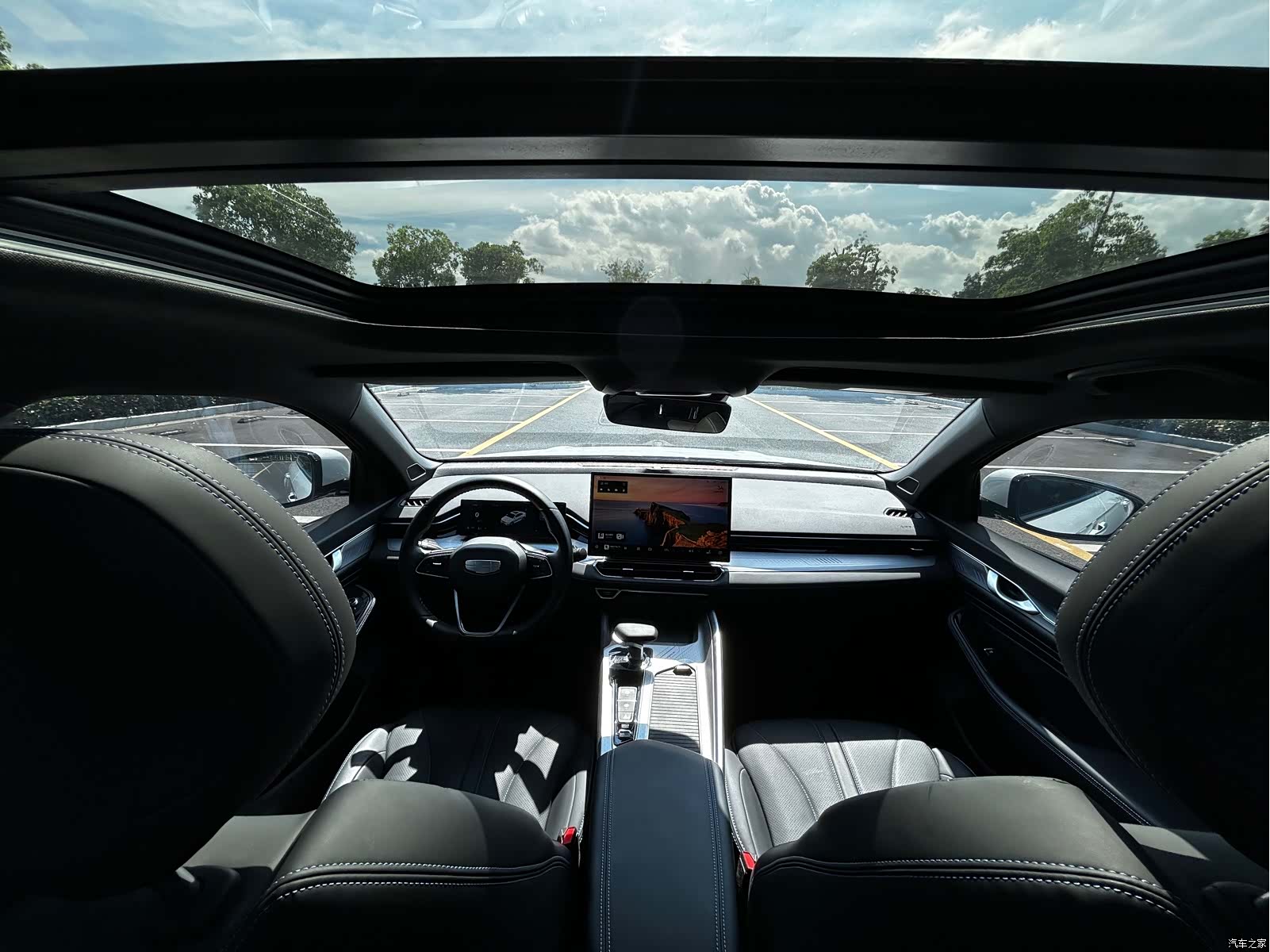Geely Preface, 2025 9