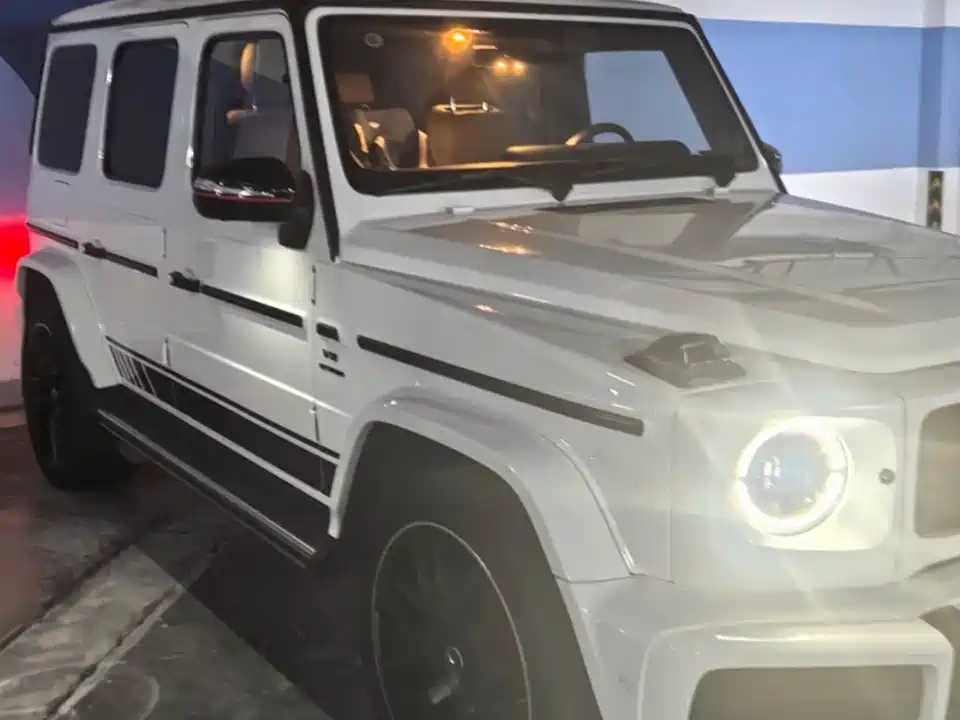 Mercedes-Benz G-class
