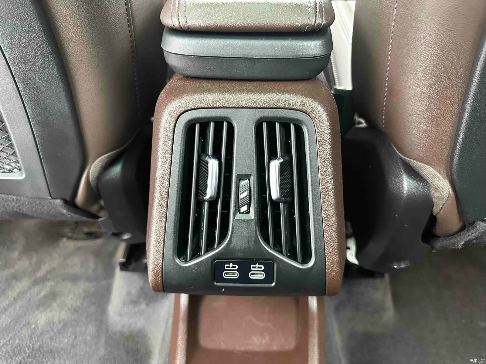 BMW X1, 2023 13