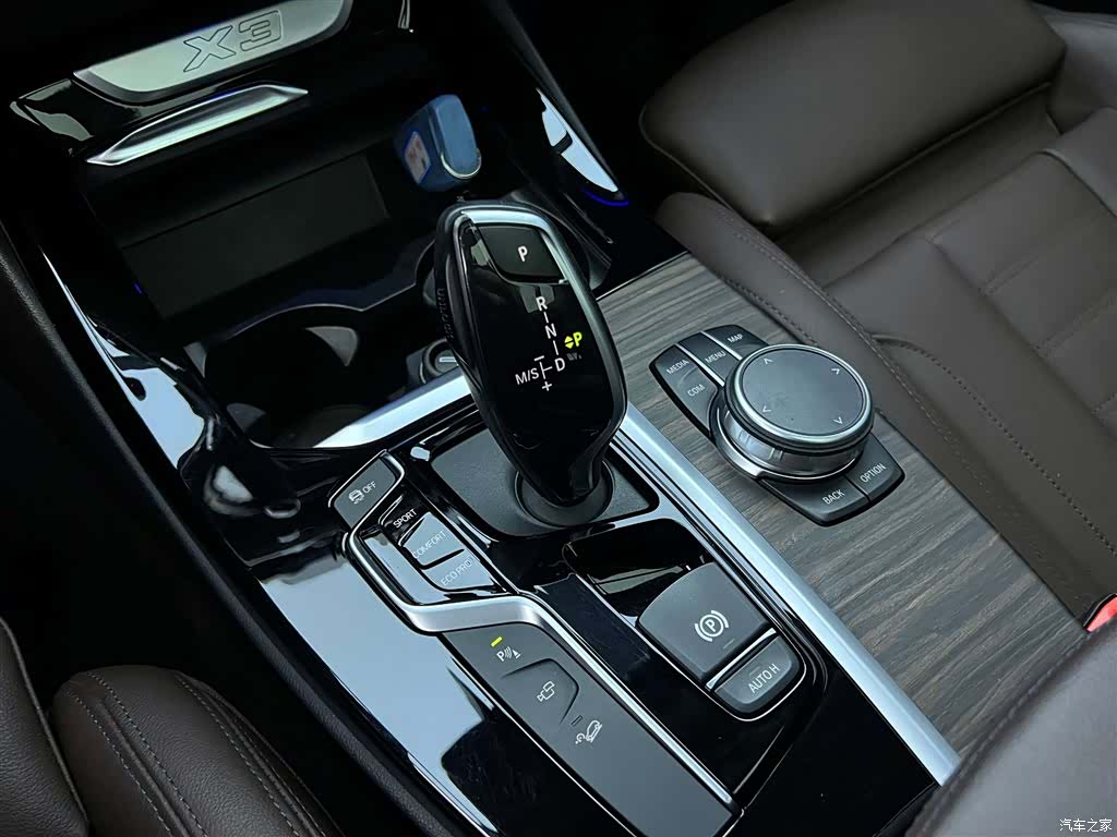 BMW X3, 2019 21