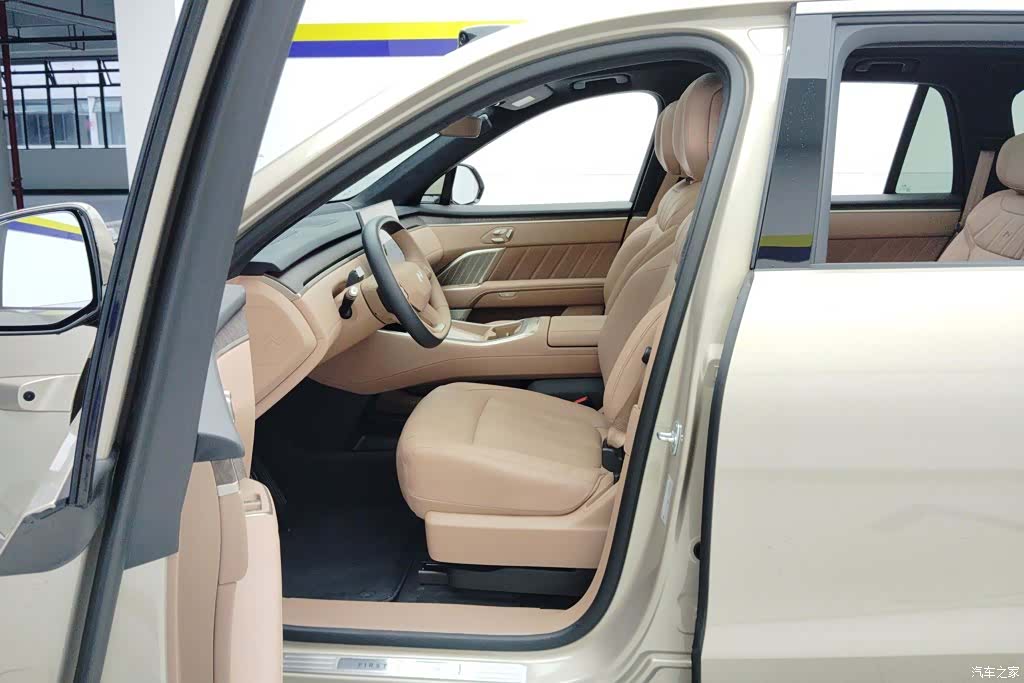 NIO L90, 2025 9