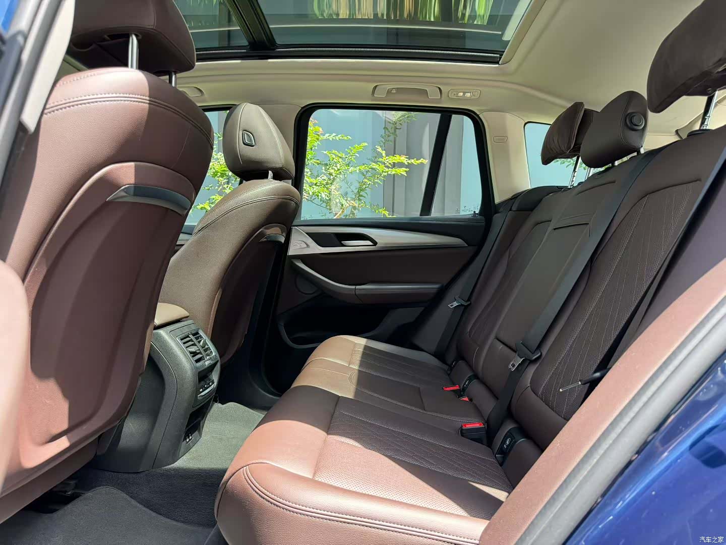 BMW iX3, 2022 6