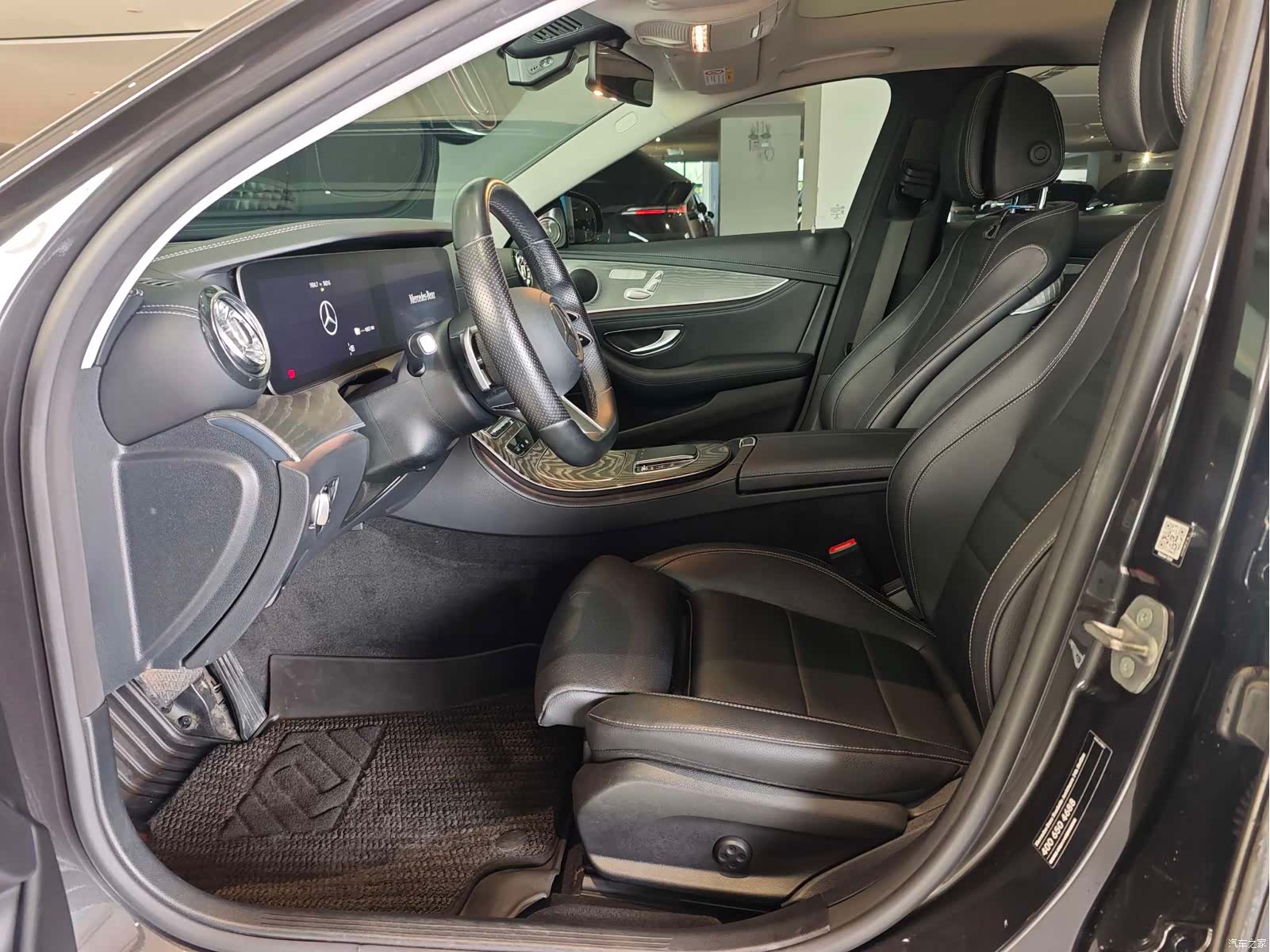 Mercedes-Benz E-Class, 2022 6