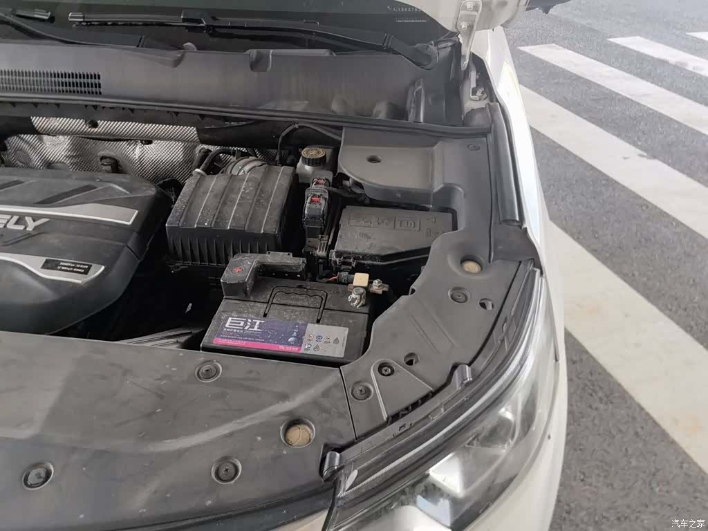 Geely X6, 2019 22