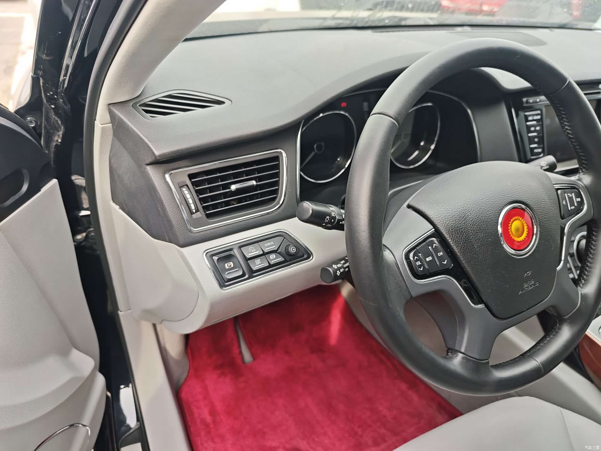 Hongqi H7, 2017 13
