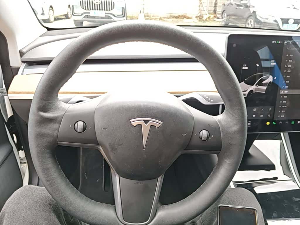 Tesla Model 3, 2020 11