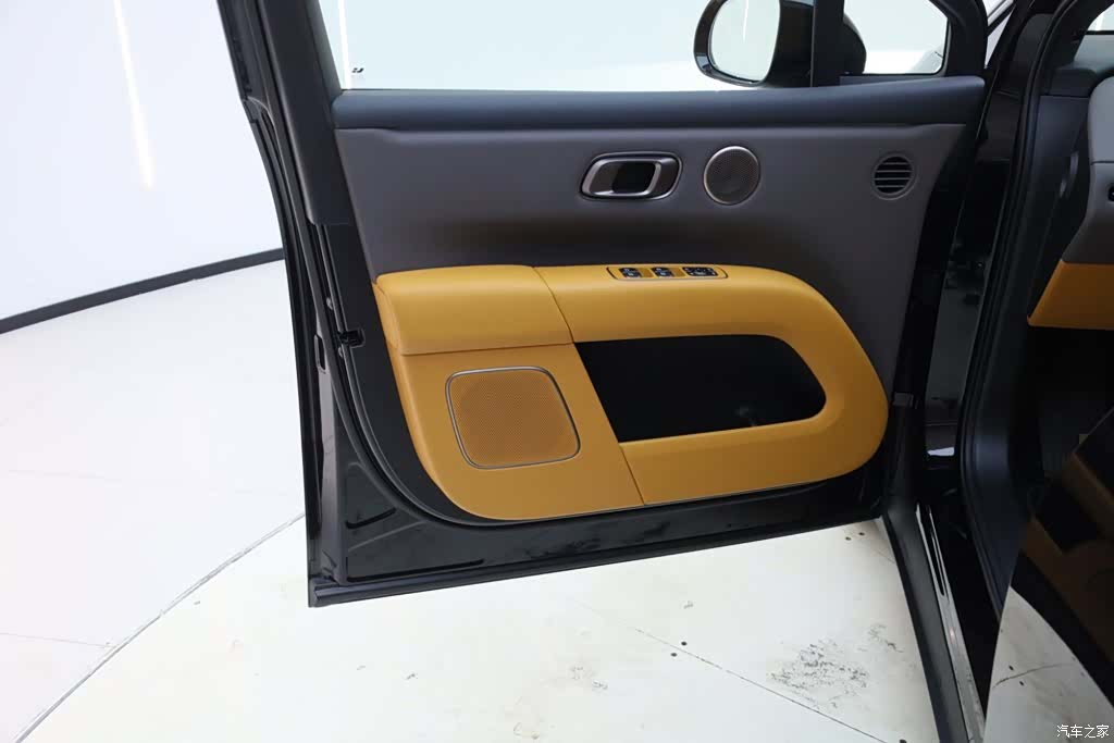 Li Auto i6, 2025 17