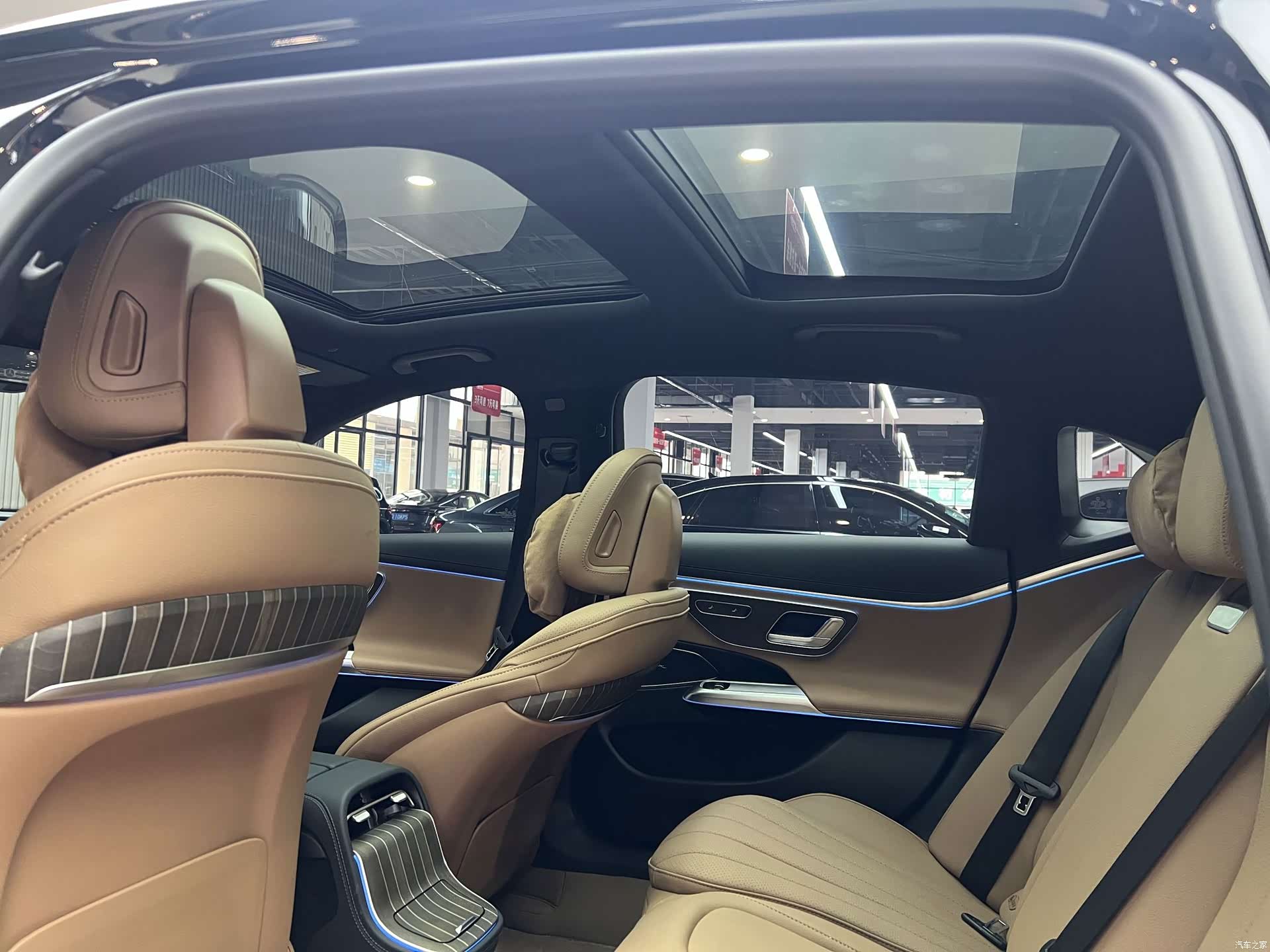 Mercedes-Benz E-Class, 2024 9