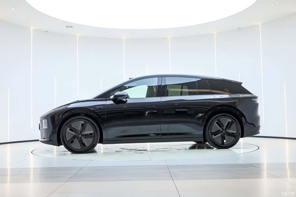 Li Auto i6, 2025 8
