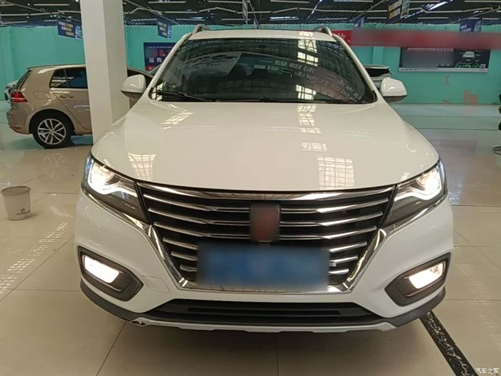 Roewe RX5, 2021 3
