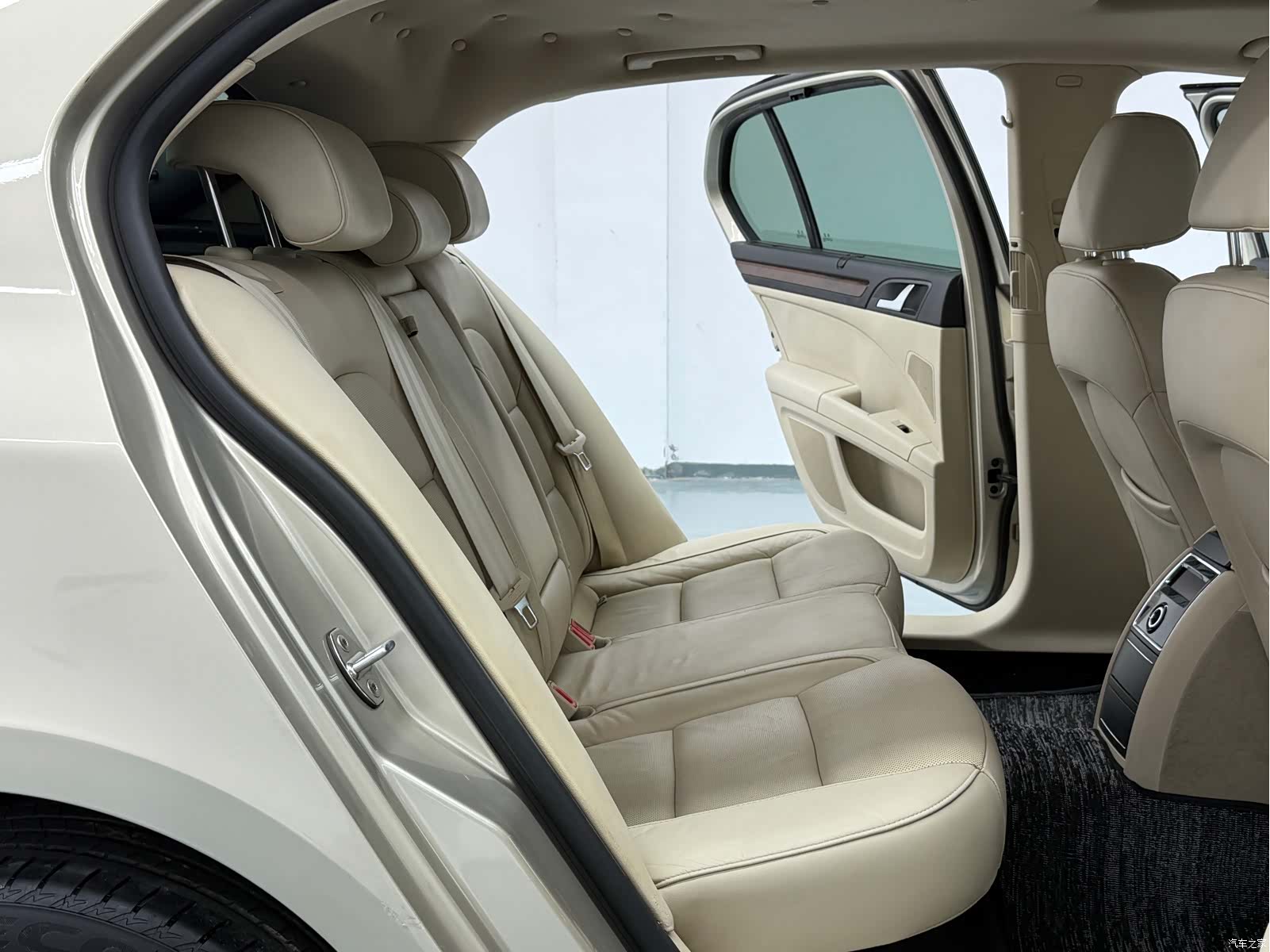 Skoda Superb, 2014 все фото