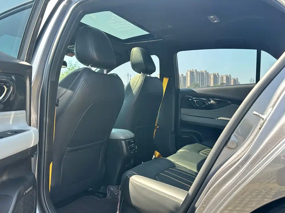 Trumpchi Shadow Leopard