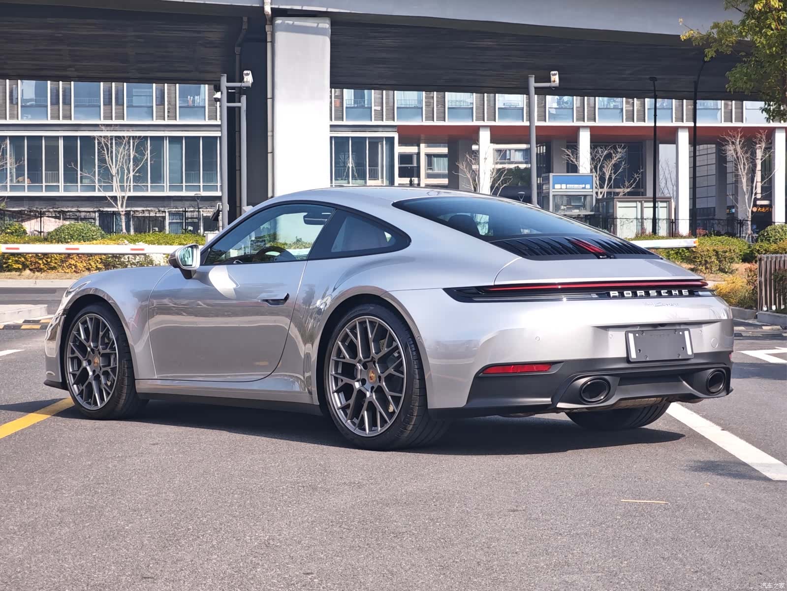 Porsche 911, 2025 все фото