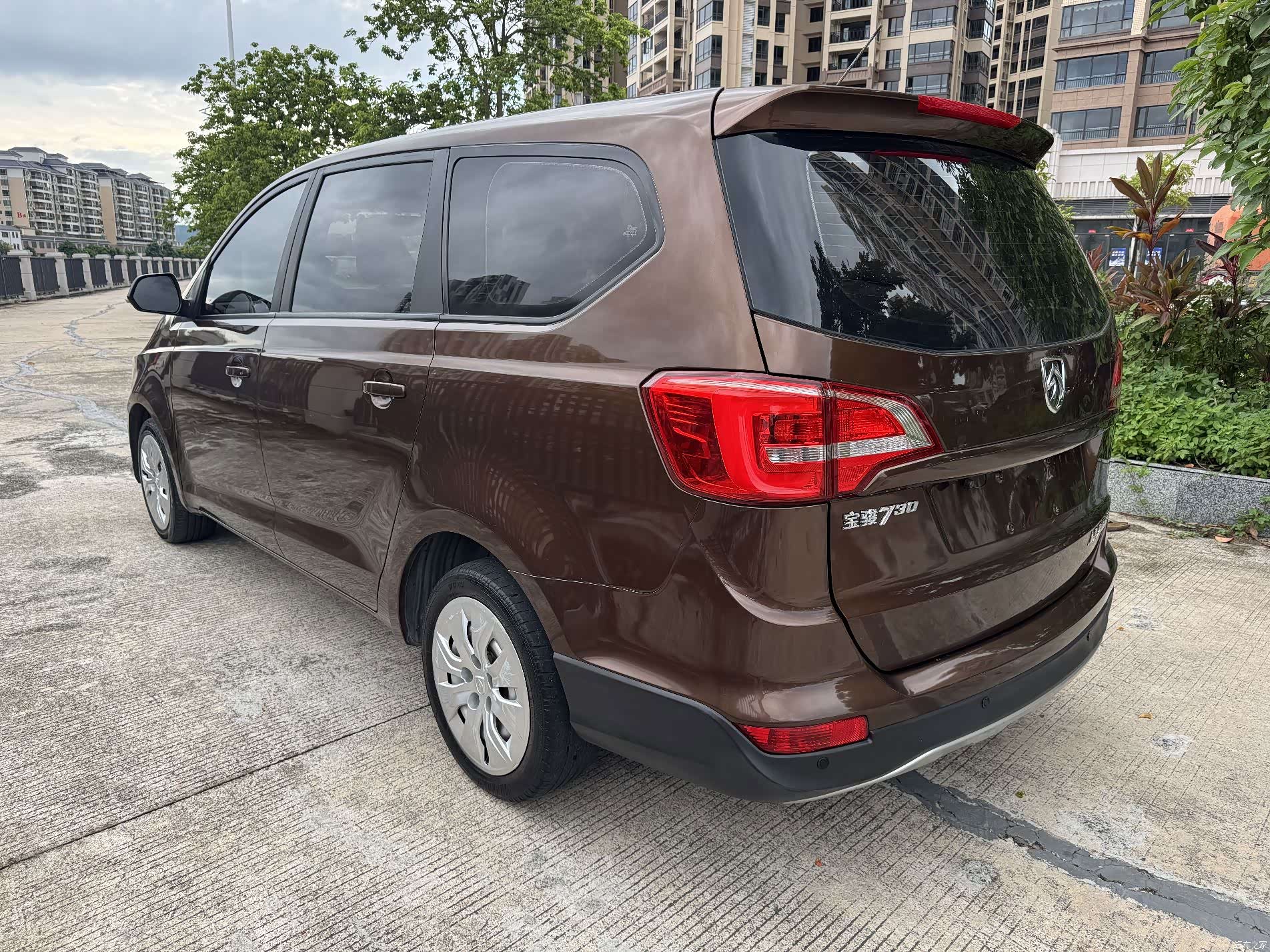 Wuling 730, 2018 9