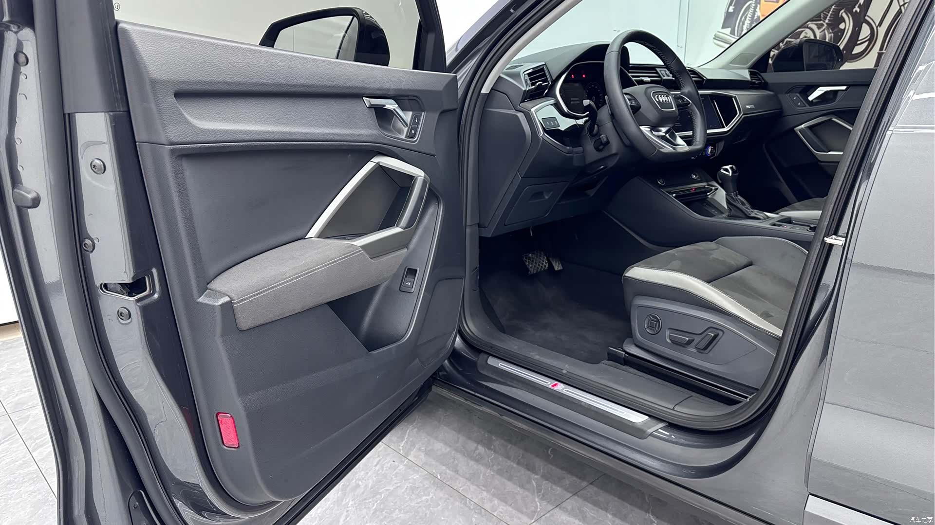 Audi Q3, 2023 7