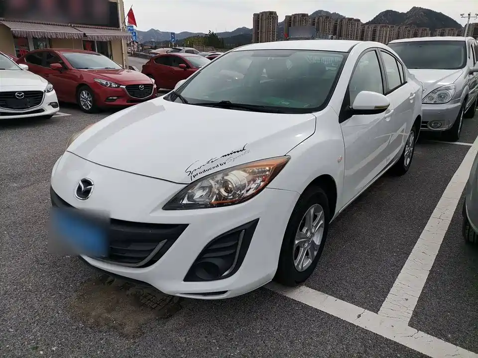 Mazda 3 star Cheng