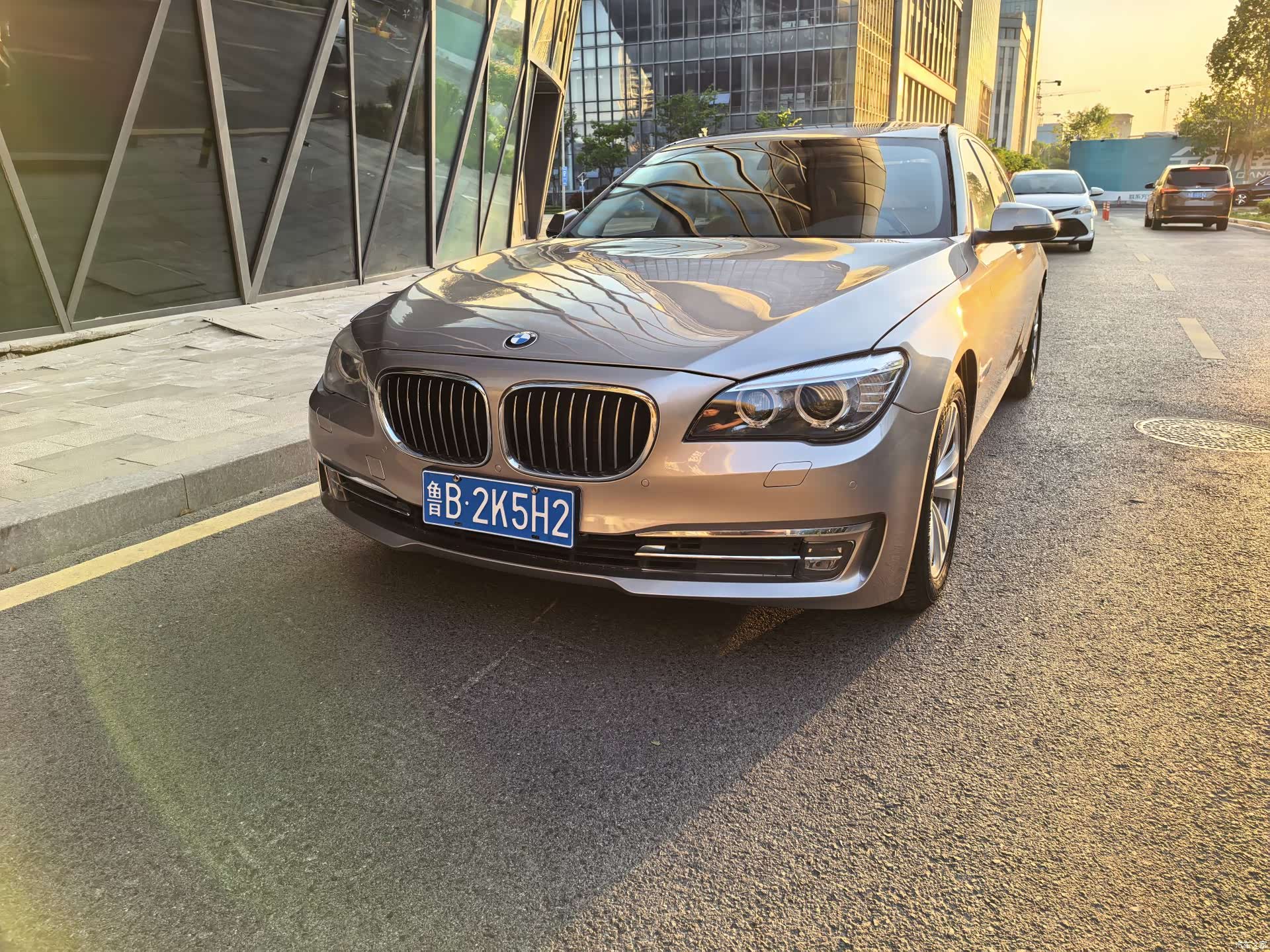 BMW 7 Series, 2013 1