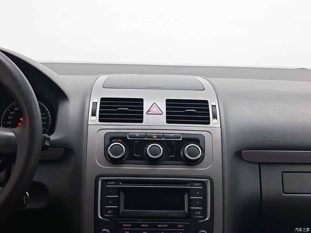 Volkswagen 5, 2014 12