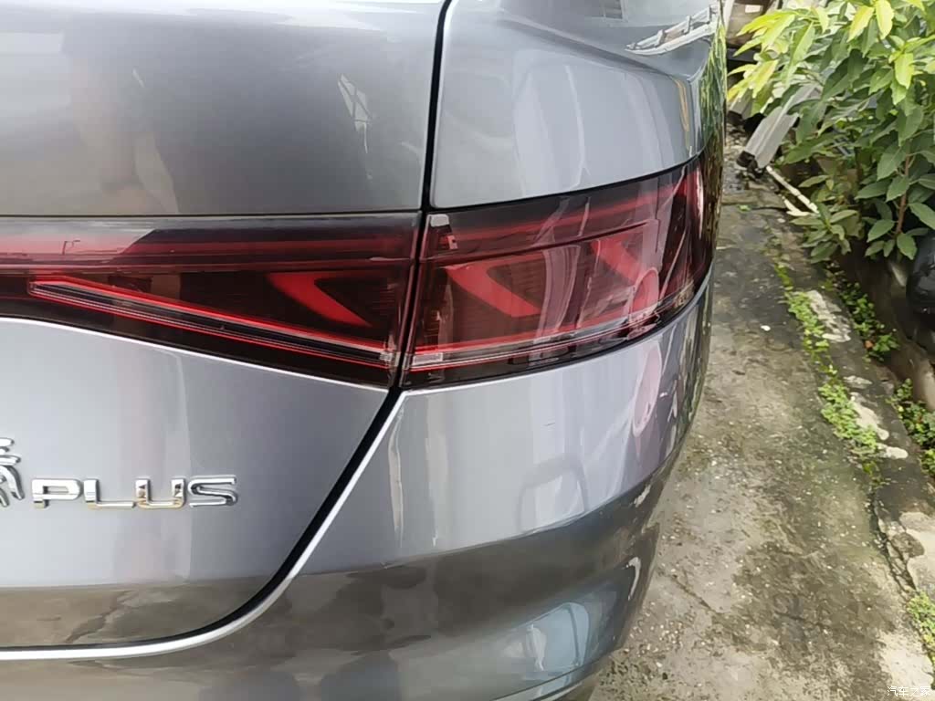 BYD Qin, 2022 8