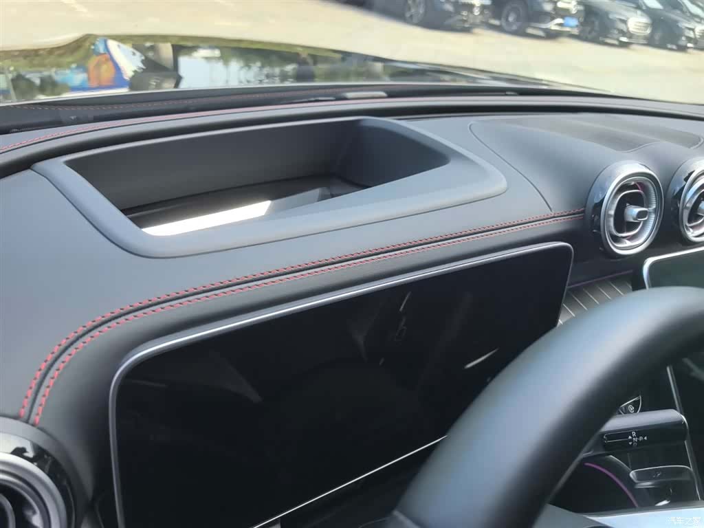 Mercedes-Benz GLC, 2025 18