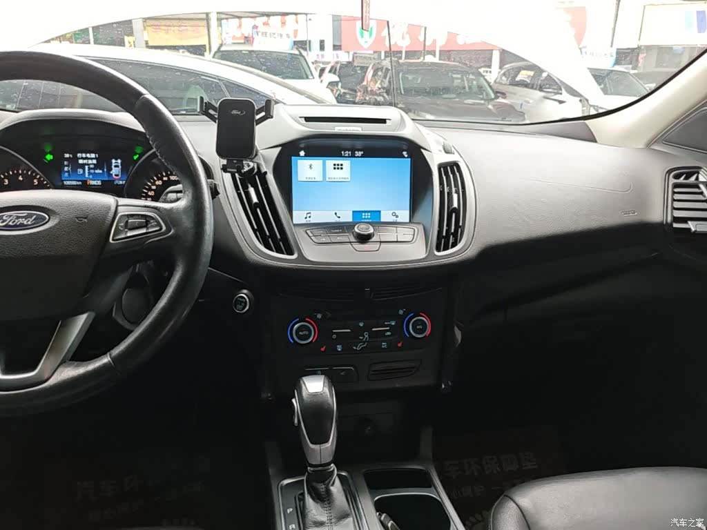Ford Kuga, 2018 13