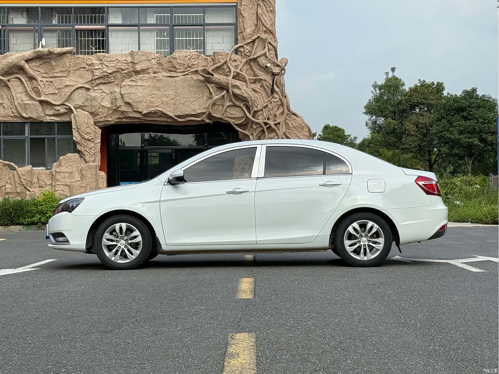 Geely Emgrand, 2015 все фото