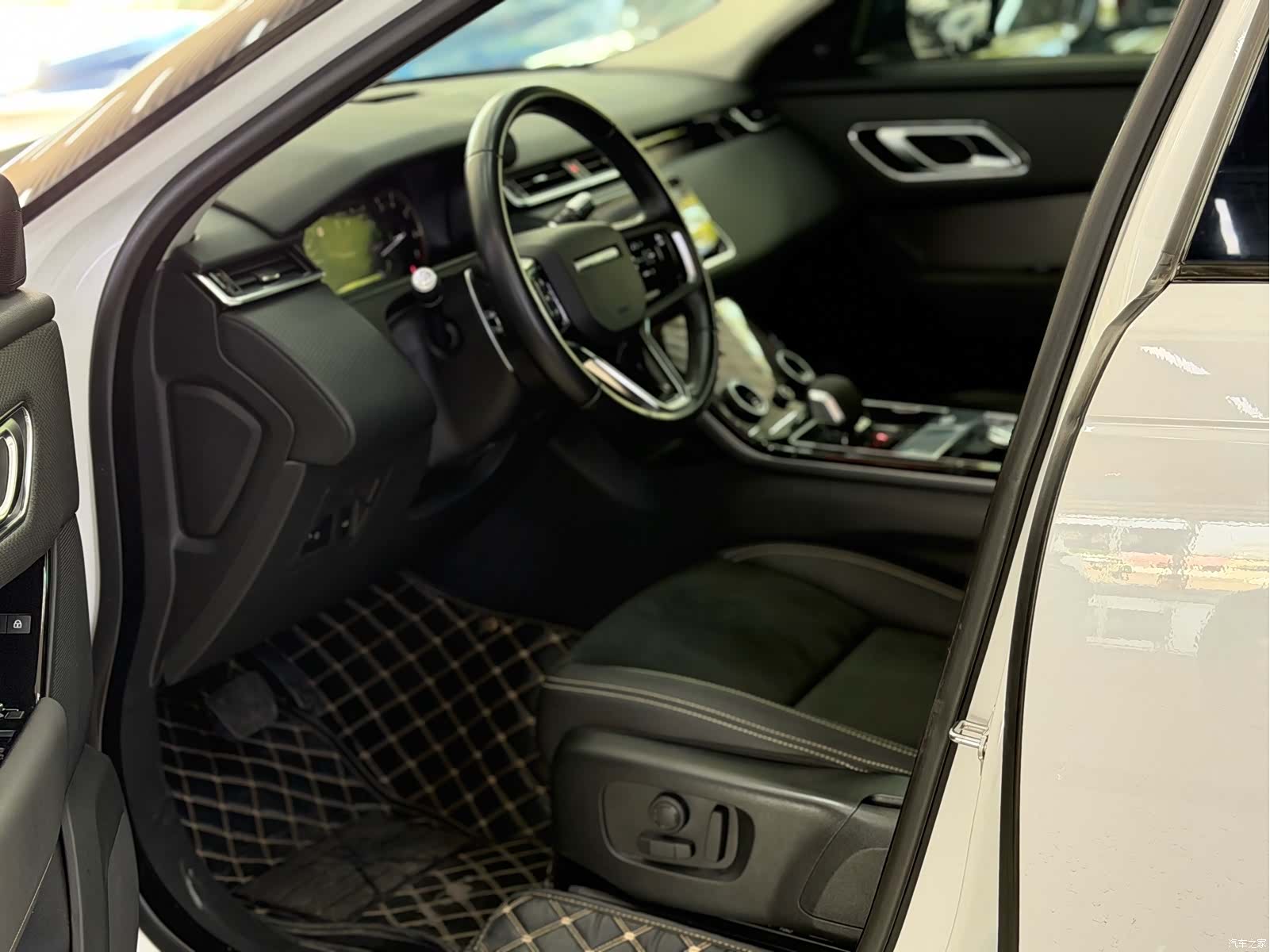 Land Rover Range Rover, 2022 14