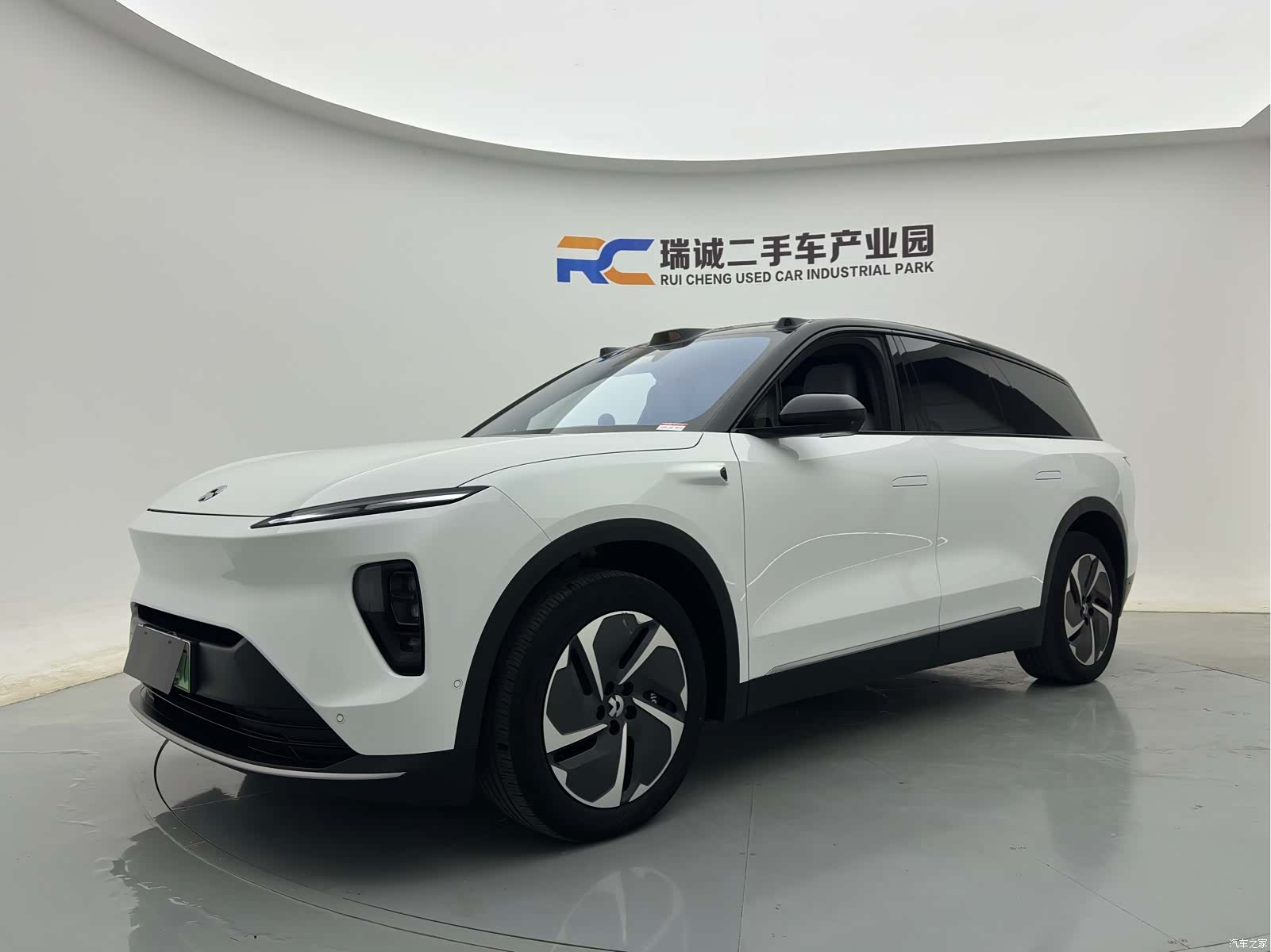 NIO ES8, 2023 1