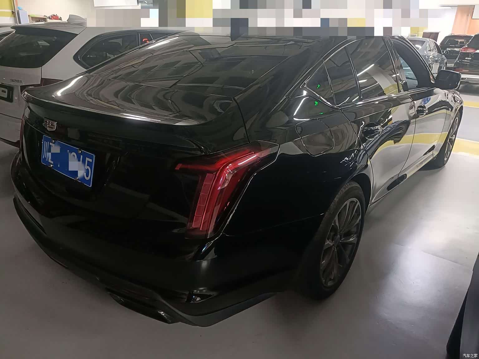 Cadillac CT5, 2022 все фото