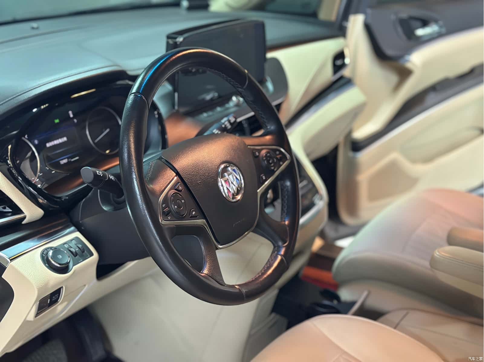 Buick GL8, 2023 7