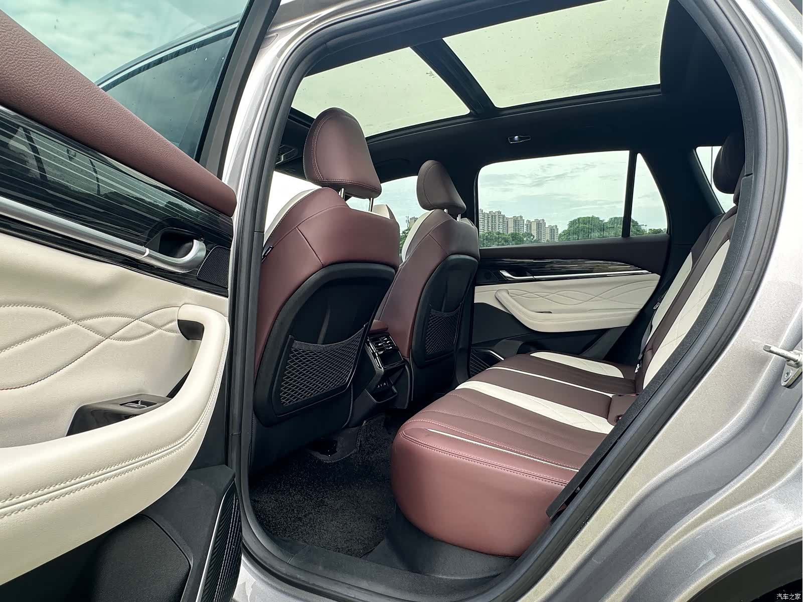 Geely Xingyue L, 2025 23