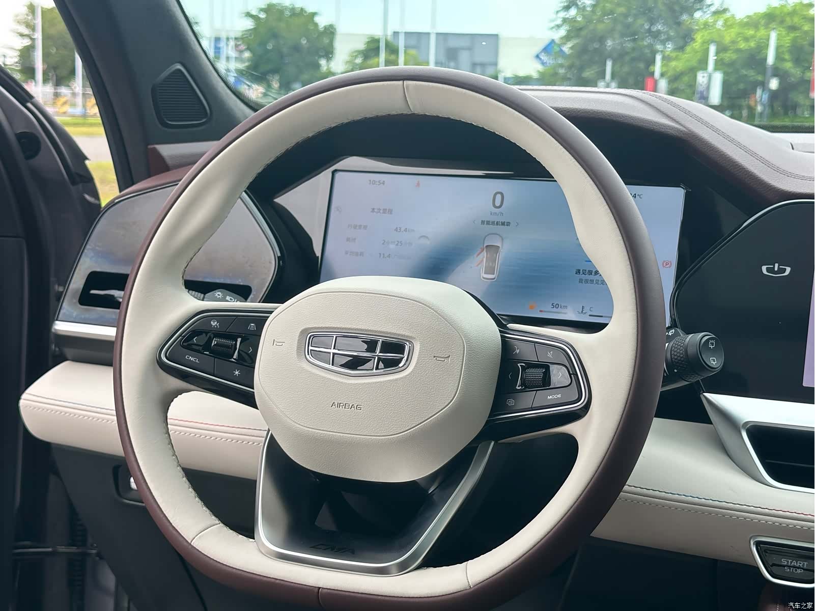 Geely Xingyue L, 2025 25