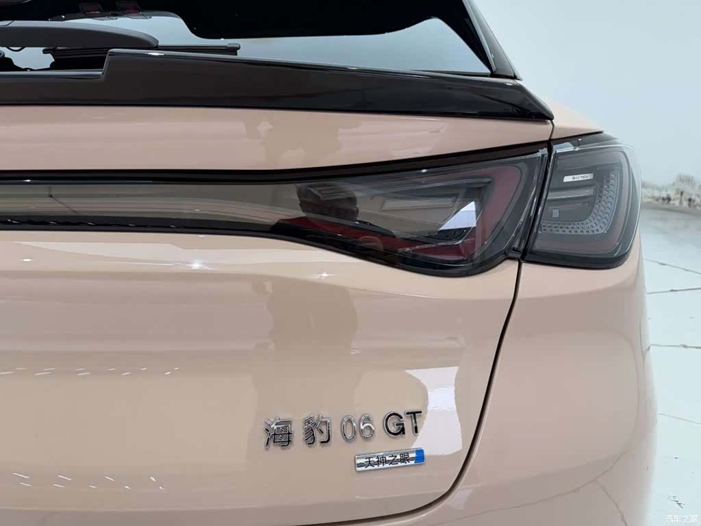 BYD Seal, 2025 10