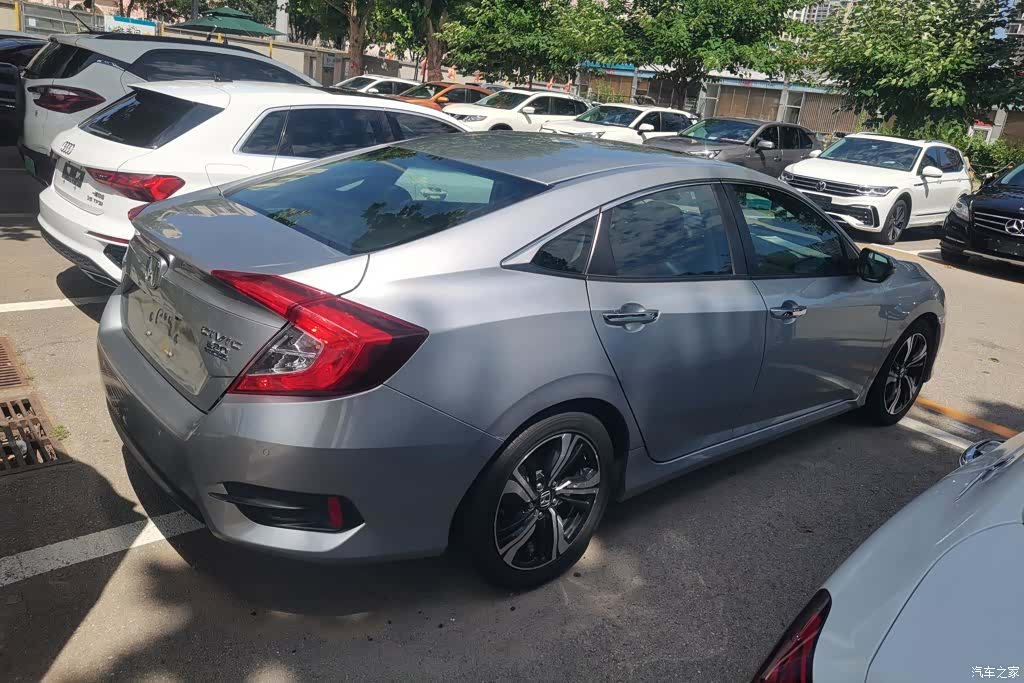Honda Civic, 2018 3