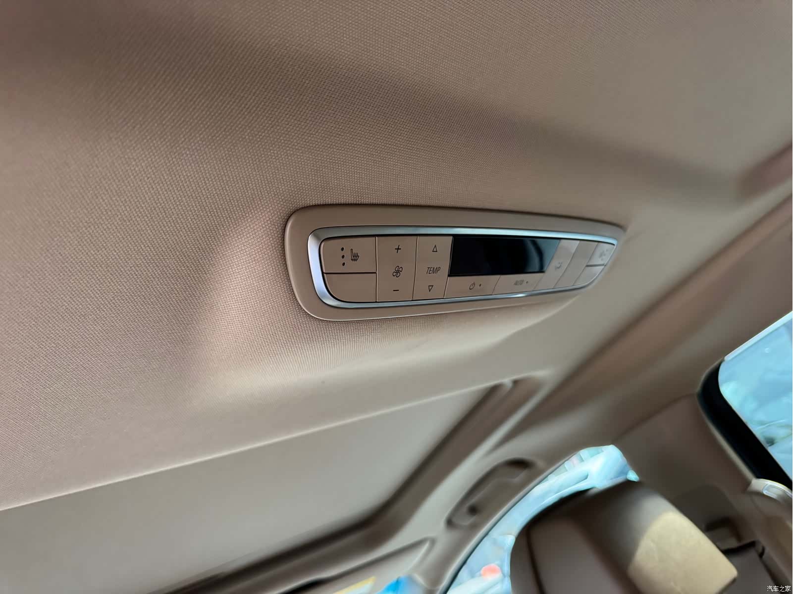 Buick GL8, 2021 11