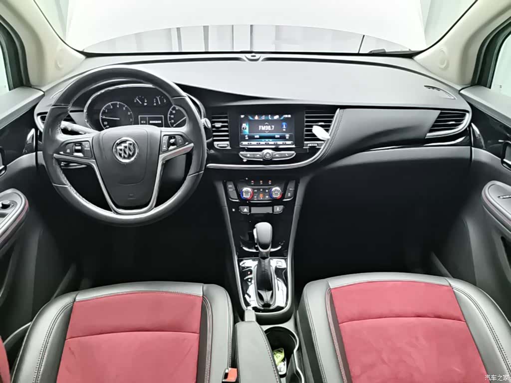 Buick Encore, 2018 10