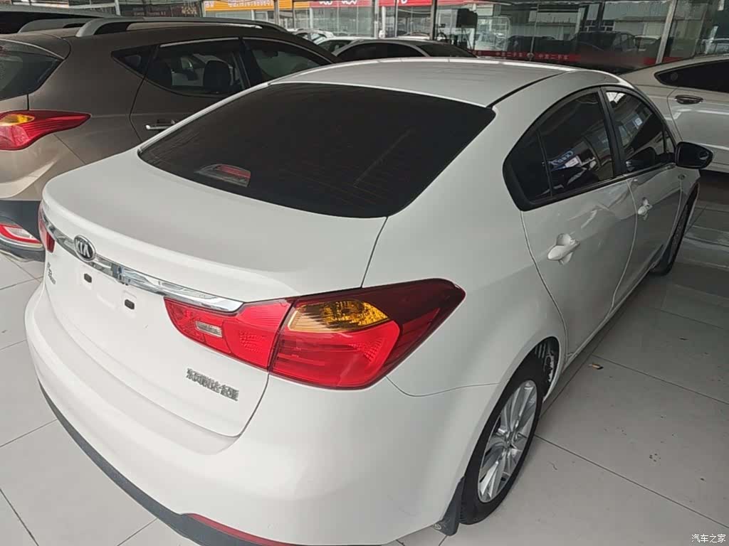 Kia K3, 2015 7