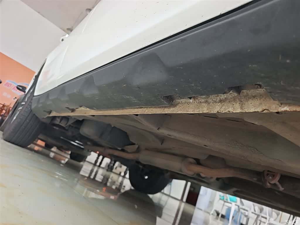 Geely X6, 2018 21