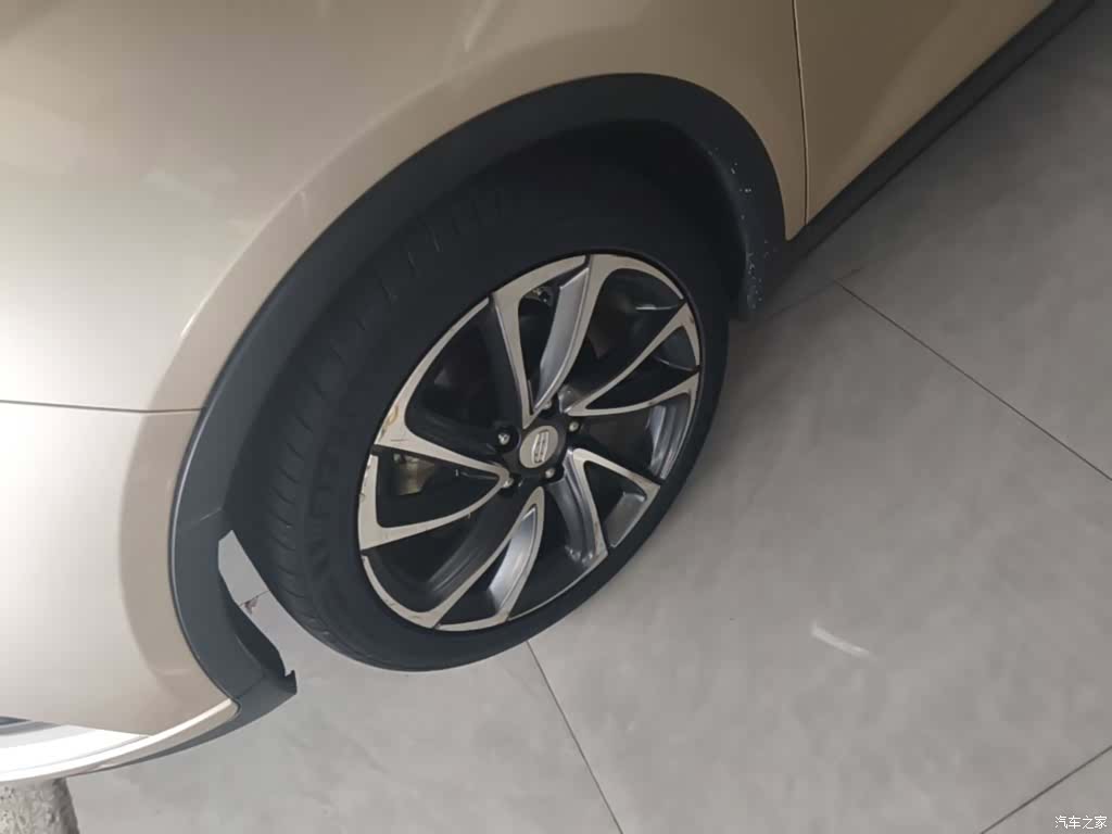 Geely Emgrand, 2016 23