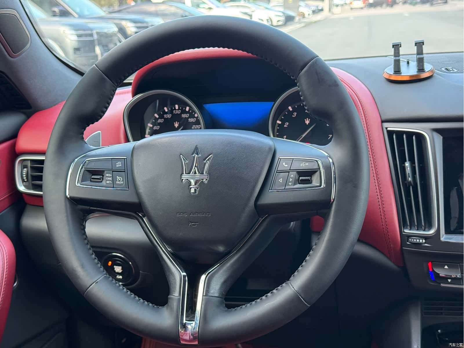 Maserati Levante, 2018 13