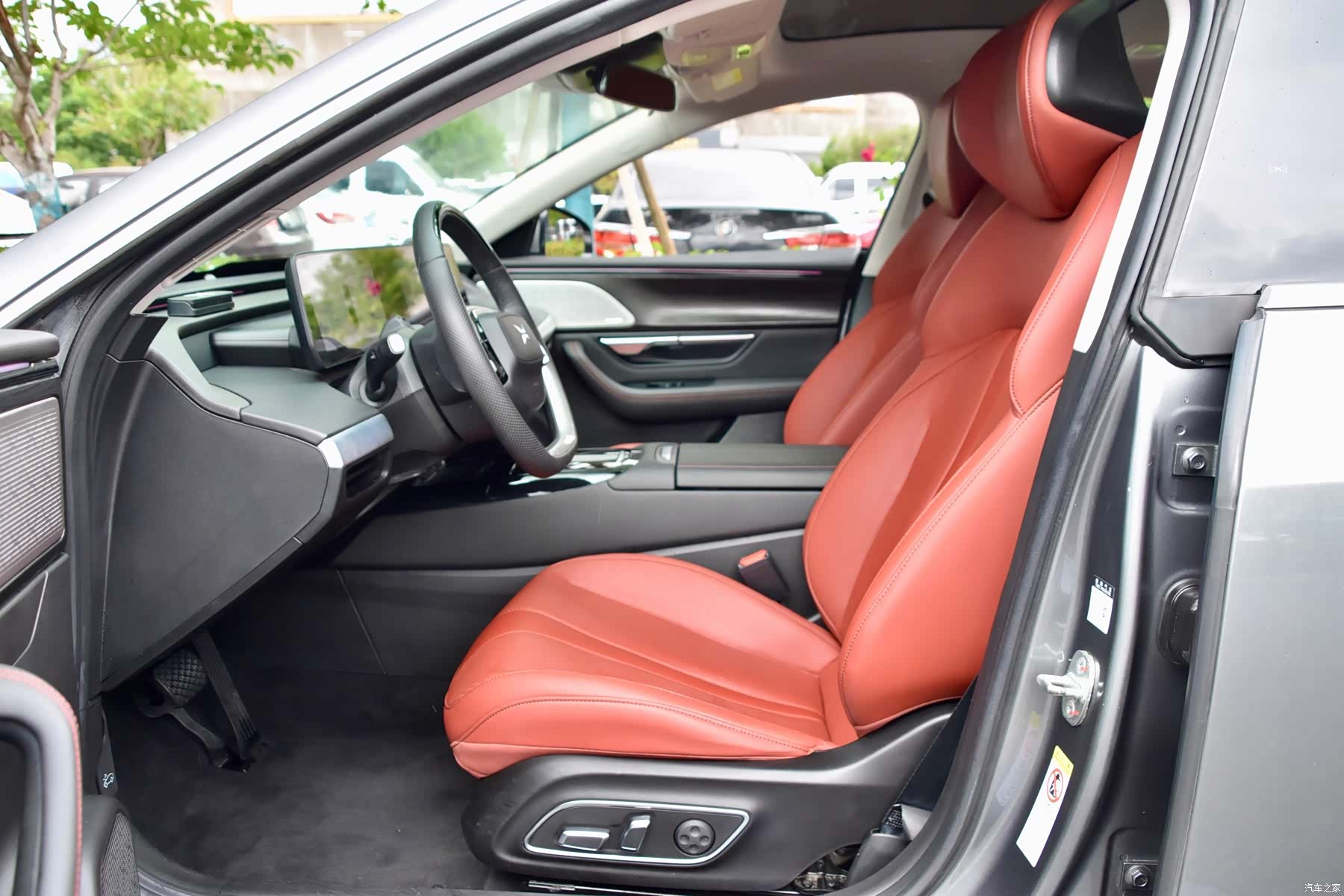 Xpeng P7, 2021 8