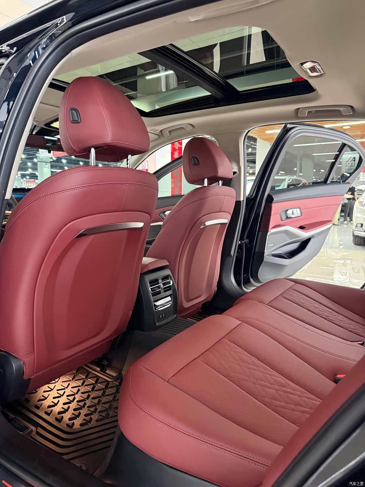 BMW i3, 2023 8