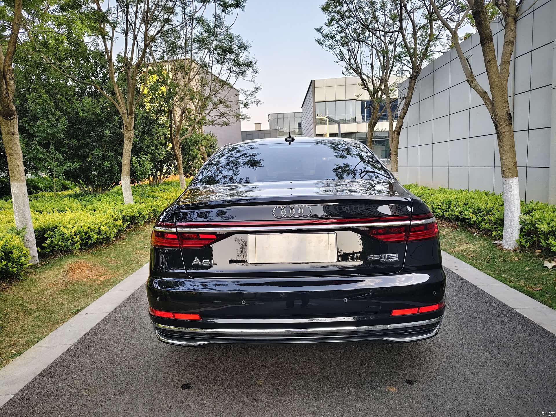 Audi A8L, 2024 15