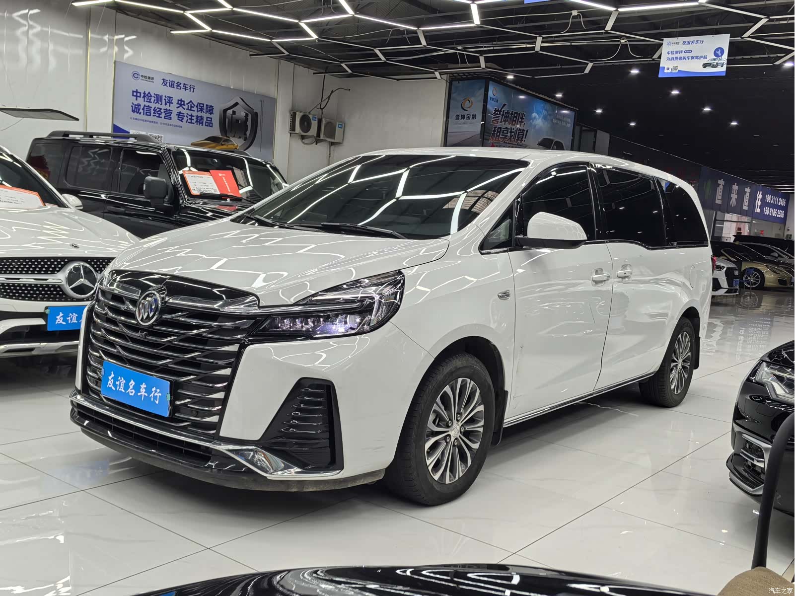 Buick GL8, 2023 3