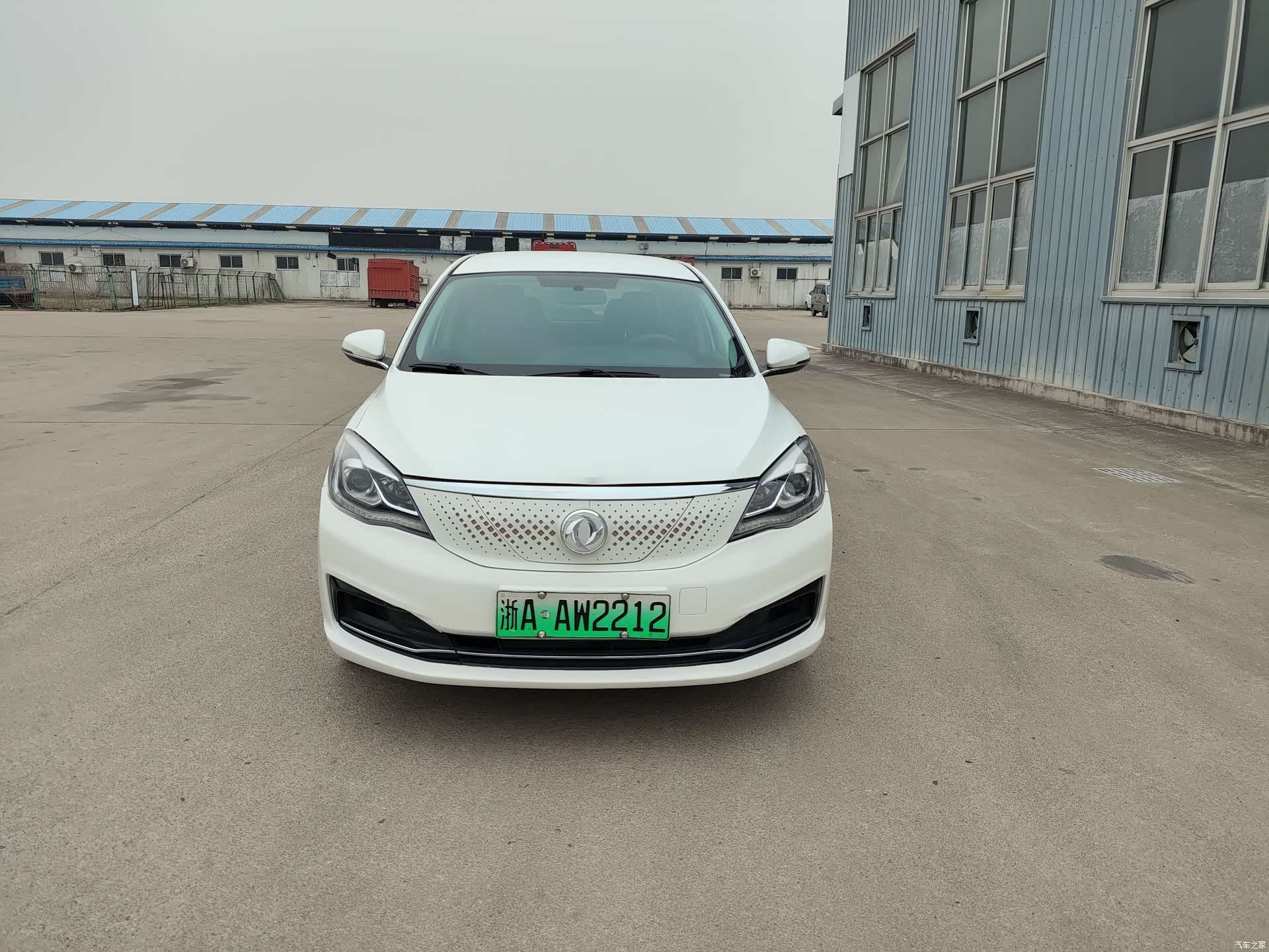 DongFeng E70, 2022 2