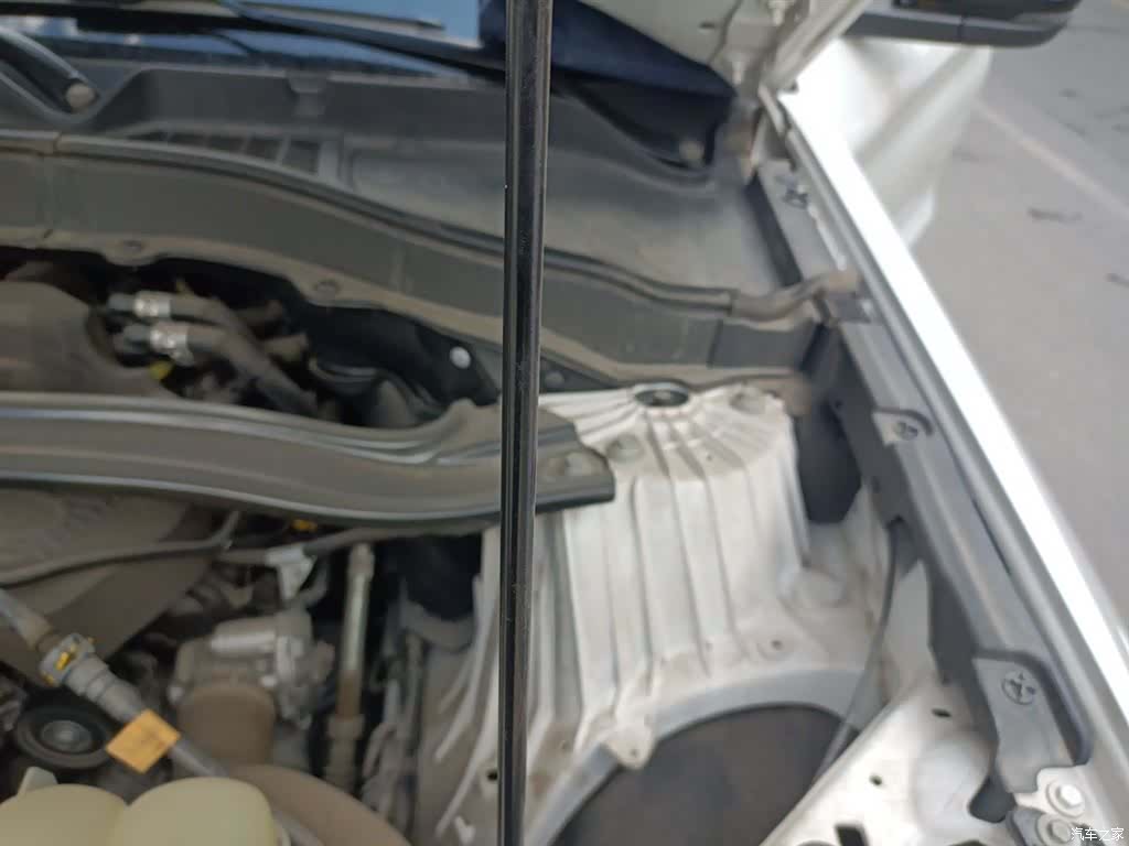 Ford Explorer, 2022 22