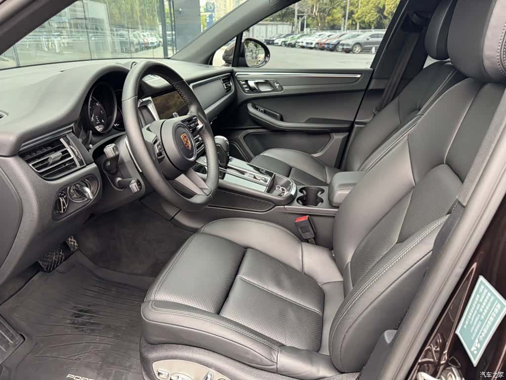 Porsche Macan, 2022 6