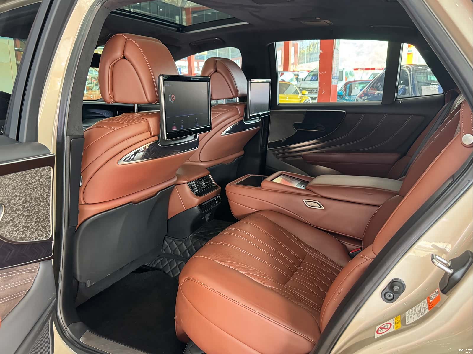 Lexus LS, 2018 16
