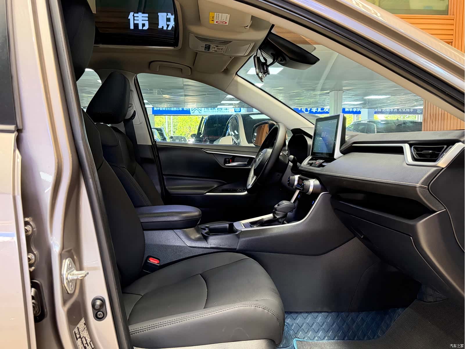 Toyota RAV4, 2022 20