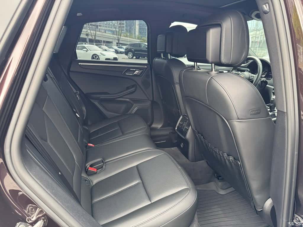 Porsche Macan, 2022 8